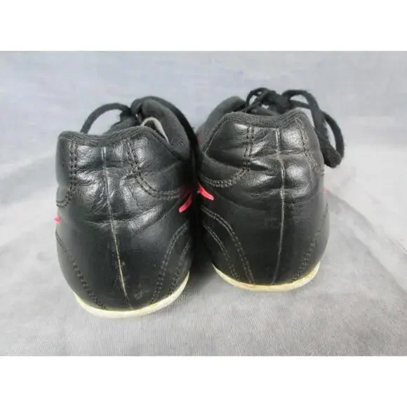 Nike Soccer Cleats Black Pink Youth Size 6Y 599072-006 - Picture 5 of 8